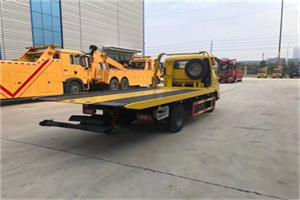 东台非事故拖车