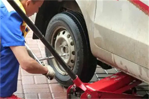 东台附近拖车24小时服务热线电话